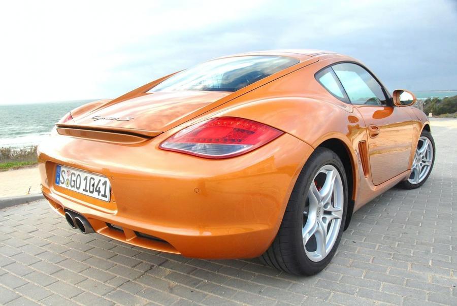  Porsche Cayman S 2010 года  (фото 32 из 77)